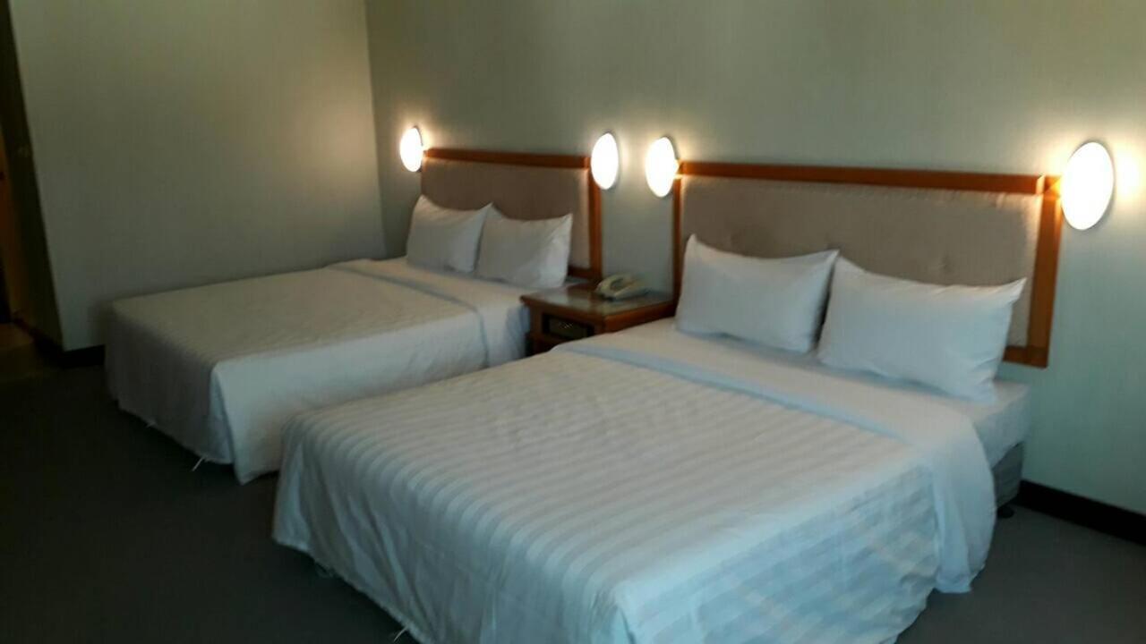 Kenting City Gate Hotel Hengchun Exterior photo