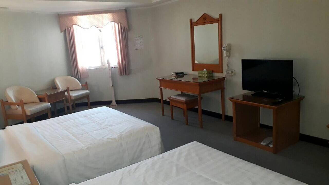Kenting City Gate Hotel Hengchun Exterior photo